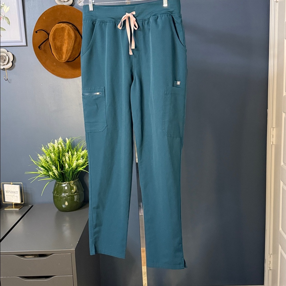 Figs Woman’s Caribbean Blue Yola Scrub Pant Preloved Size:XL Limited Edition